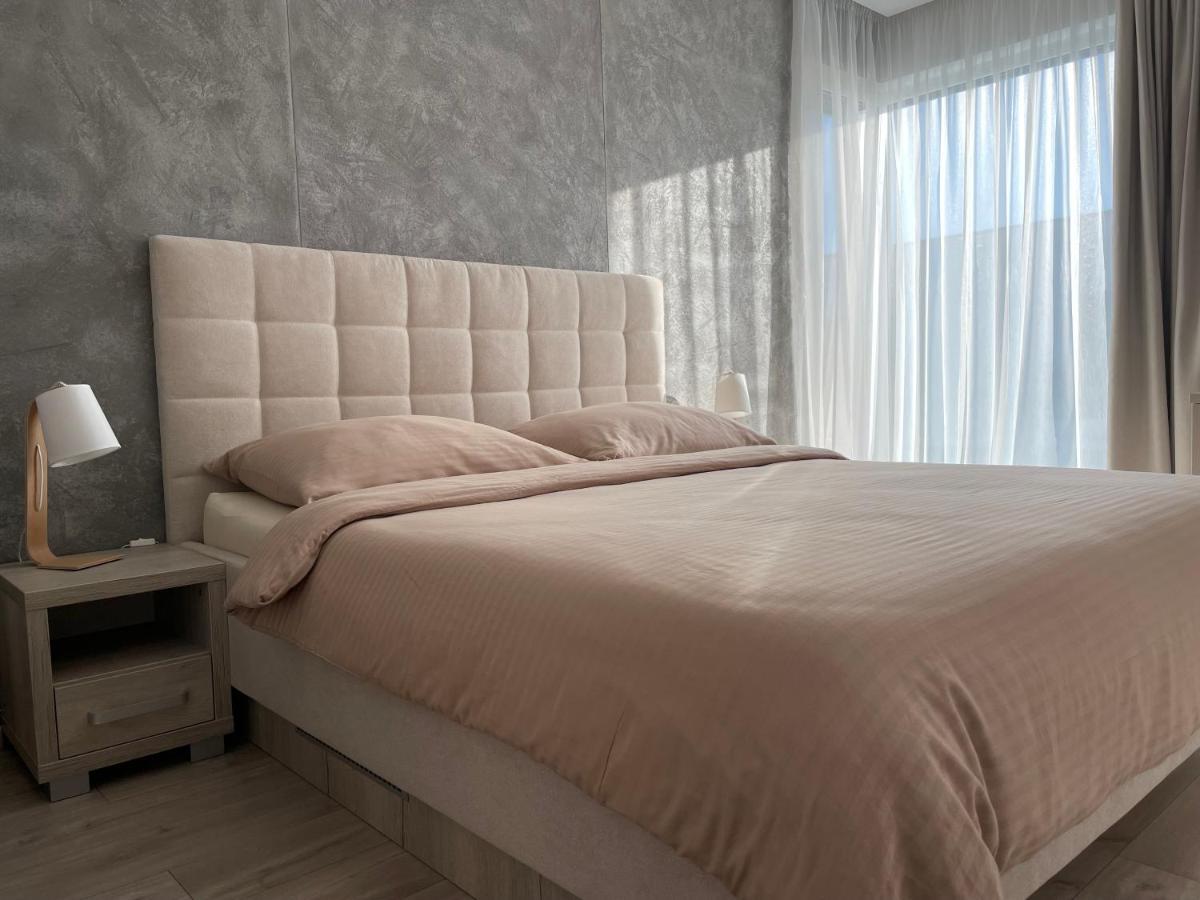 Greenbay Apartment With Free Parking Trenčín Buitenkant foto