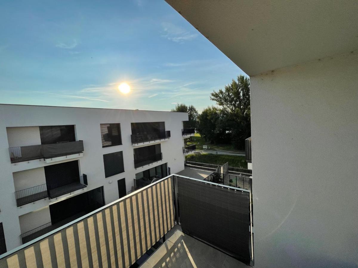 Greenbay Apartment With Free Parking Trenčín Buitenkant foto