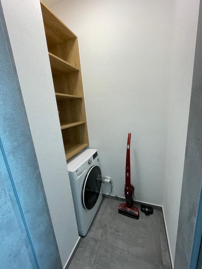 Greenbay Apartment With Free Parking Trenčín Buitenkant foto